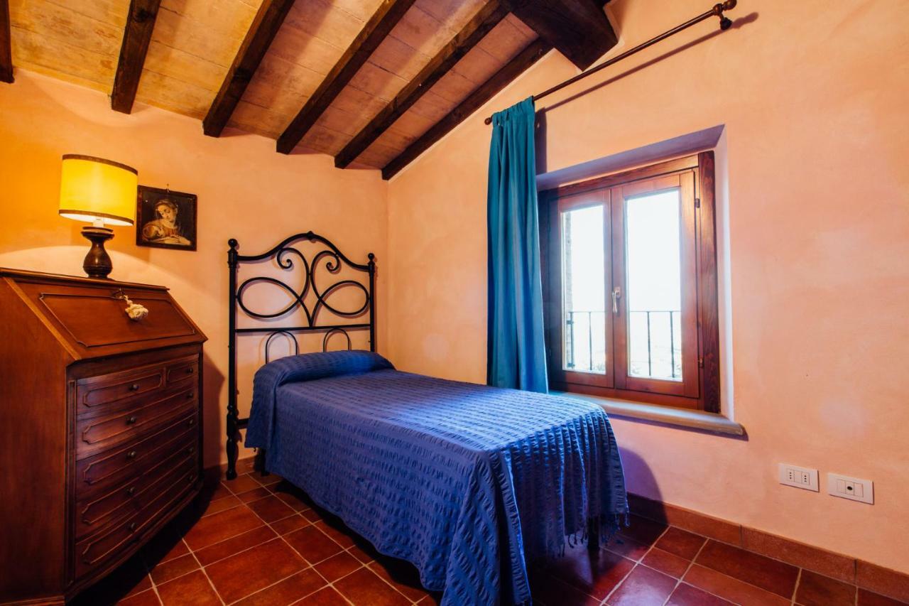 Fontemarinaalta Villa Montorsaio Екстериор снимка